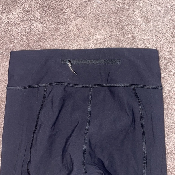 Lululemon size 6 leggings - Picture 3 of 4